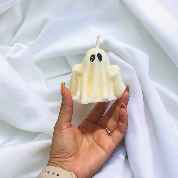 Ghost Halloween Candle - Picture 2 of 7